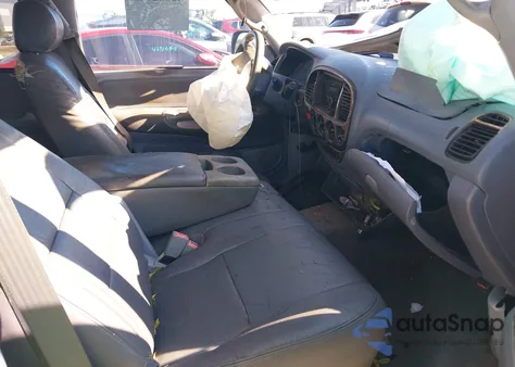 2000 Toyota Tundra из США, поврежденный, VIN AL00AN00700018152